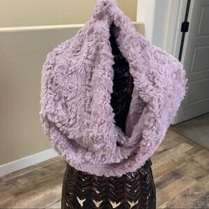 Peace & Pearls Faux Fur Lavendar Infinity Scarf